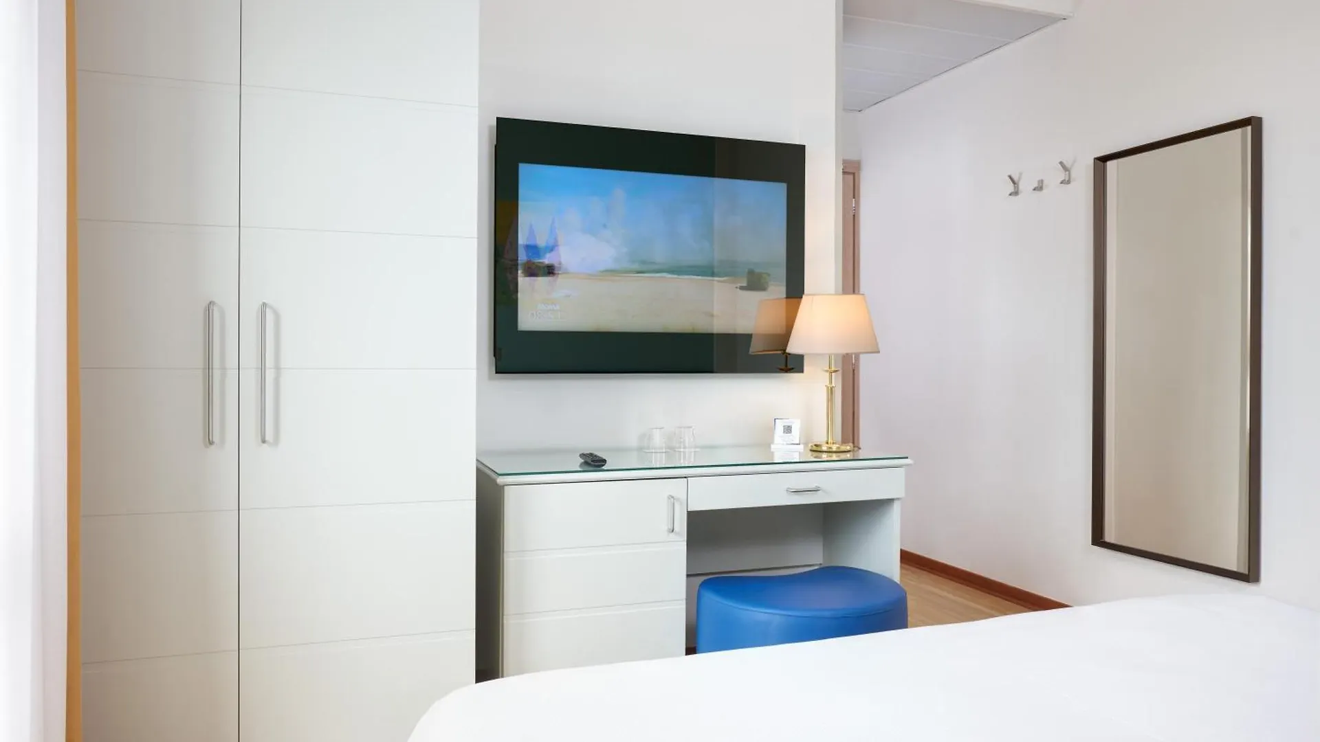 לידו די ג'סולו Hotel Croce Di Malta