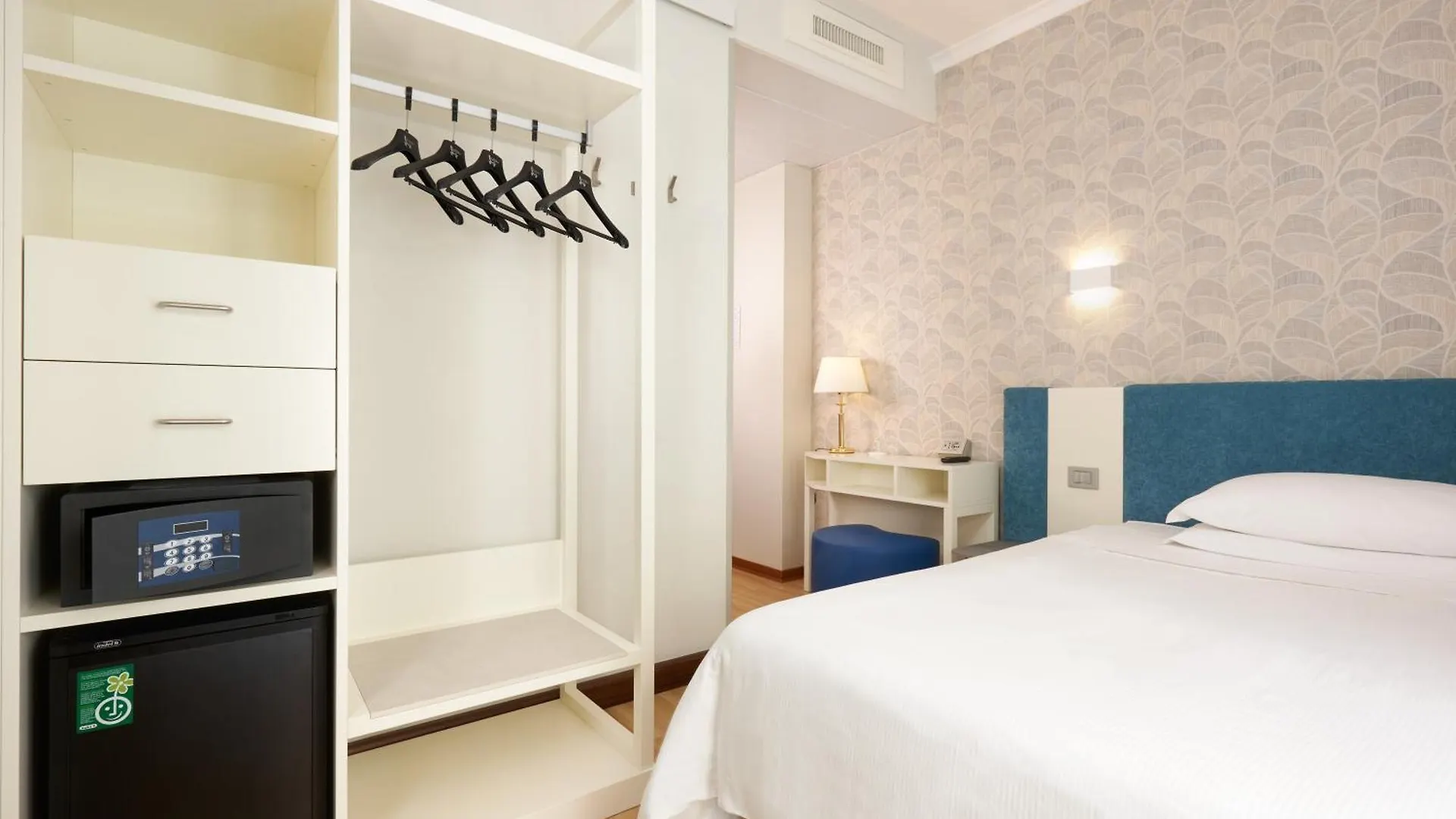 לידו די ג'סולו Hotel Croce Di Malta