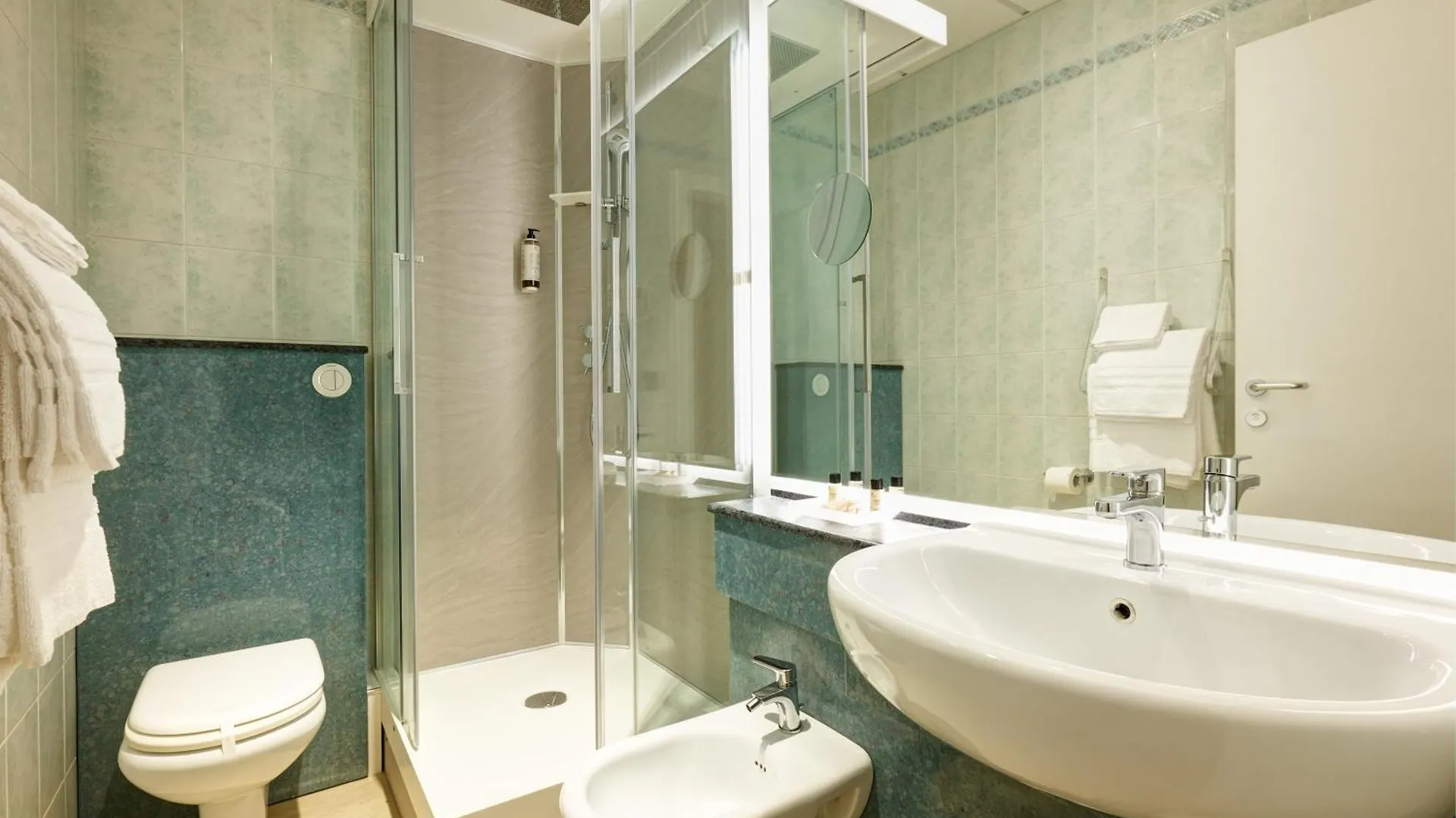 לידו די ג'סולו Hotel Croce Di Malta לידו די ג'סולו